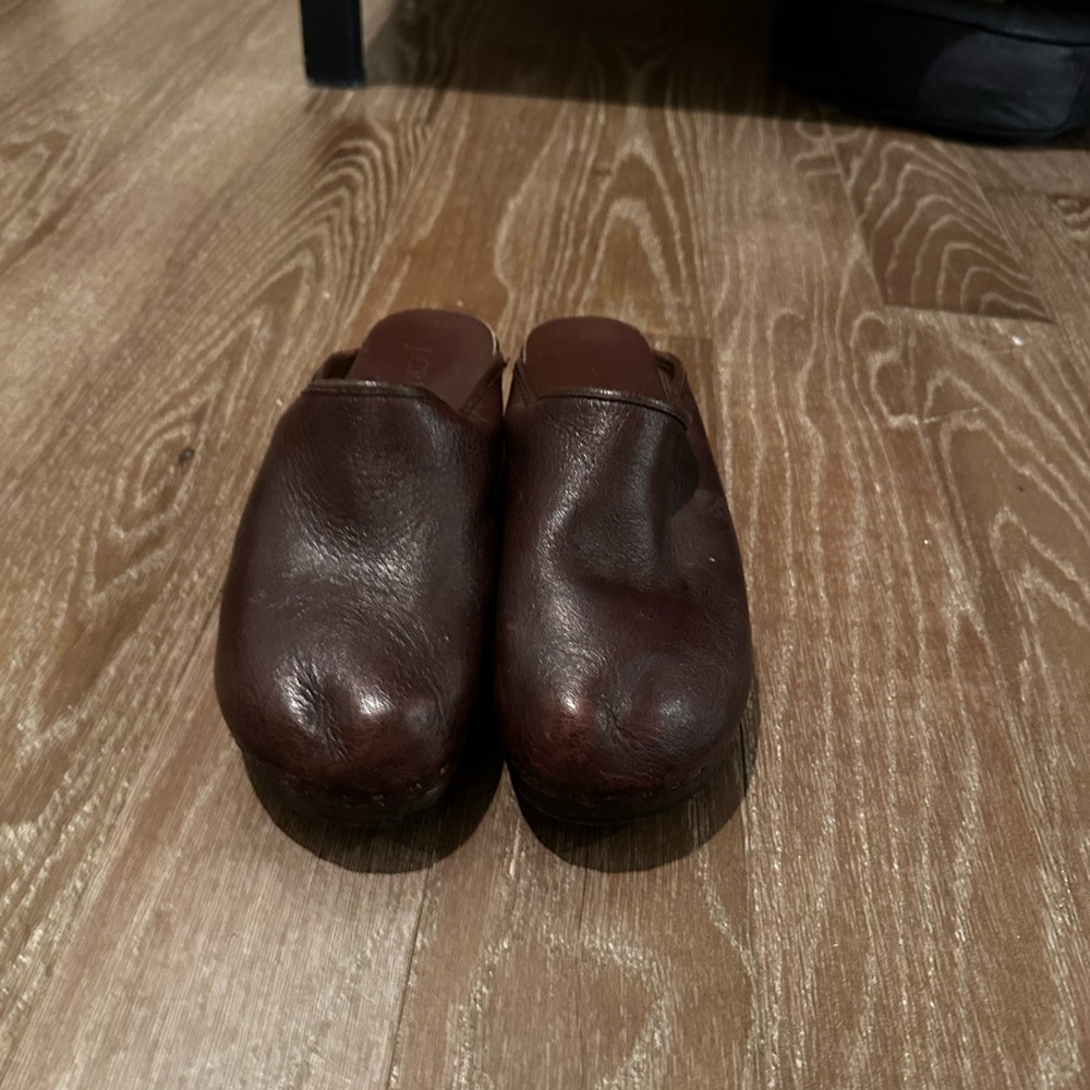 J. Crew Vintage Brown Leather clogs